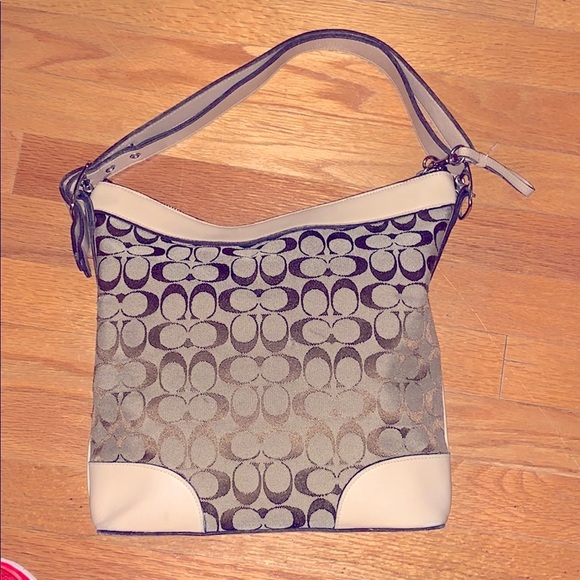 Authentic COACH classic C print shoulder bag purse Vintage leather strap zip up - Picture 2 of 8